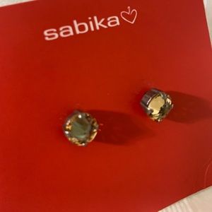 Sabika Stud earrings